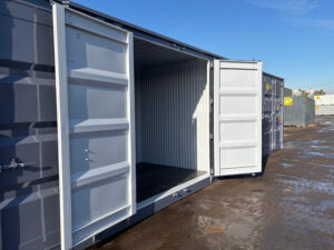 40 foot storage container with swing doors and partitions 